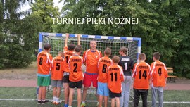 Drużyna Jędrusia z trenerem
